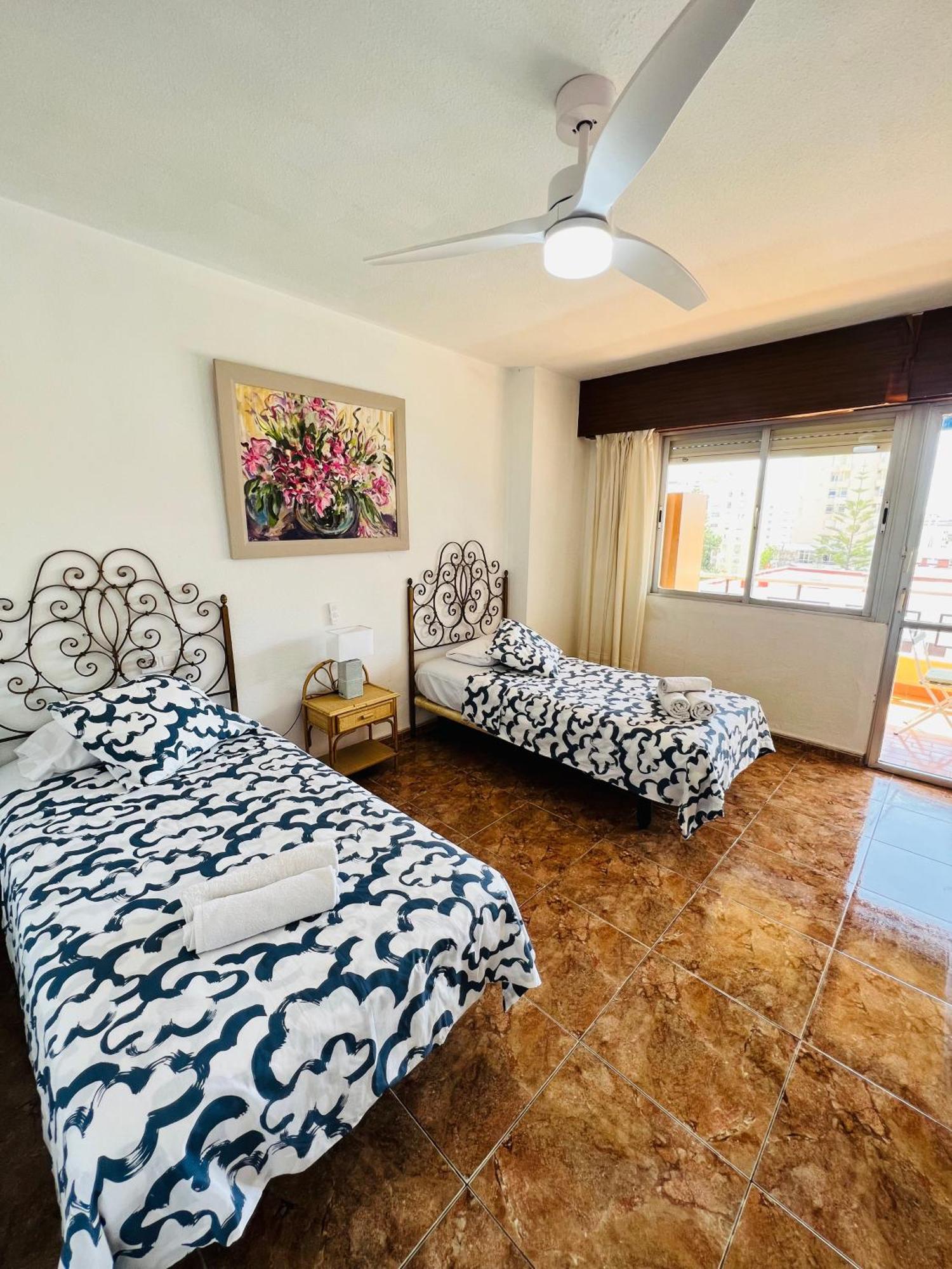 Ferienwohnung Torremolinos Carihuela Nucleo Cristal Exterior foto